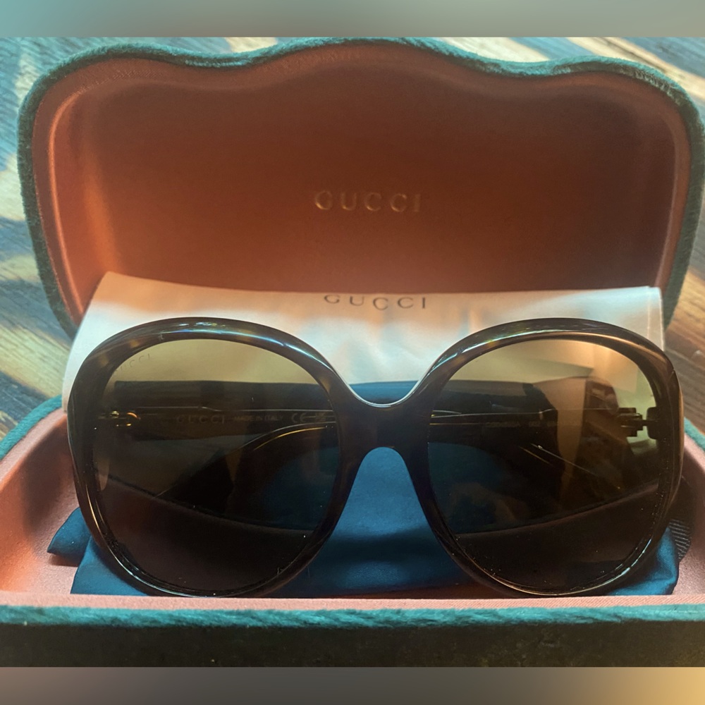 Beautiful Gucci Sunglasses